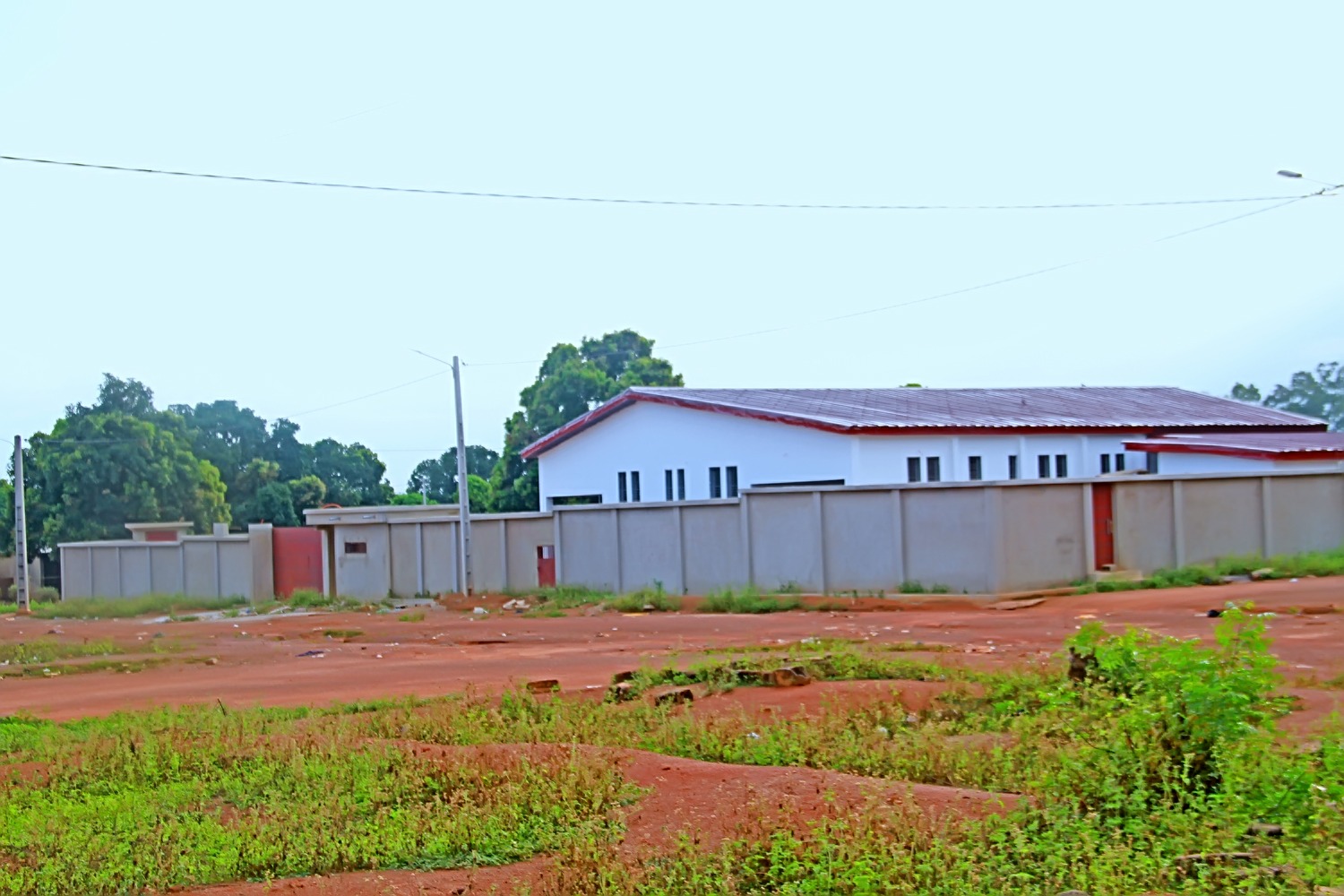 CONSTRUCTION DE LA MAISON DES JEUNES DE KAGBOLODOUGOU